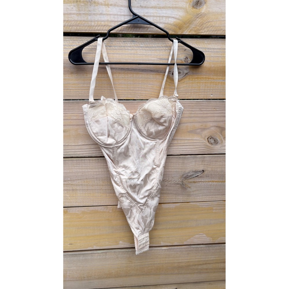 Flexees Vintage 5858 Jacquard Lace Trim Underwire Bodysuit Beige 38C